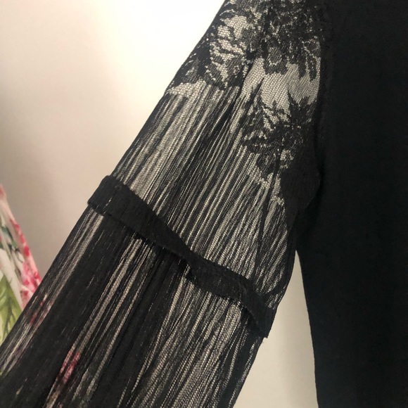 Sweater - Picture 3 of 3